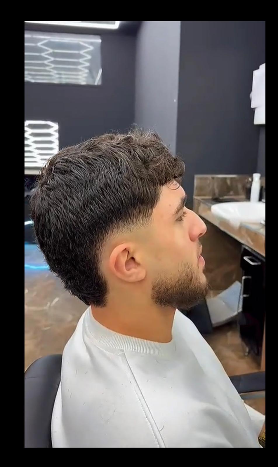 Moderner Fransen-Cut mit sauberem Nacken